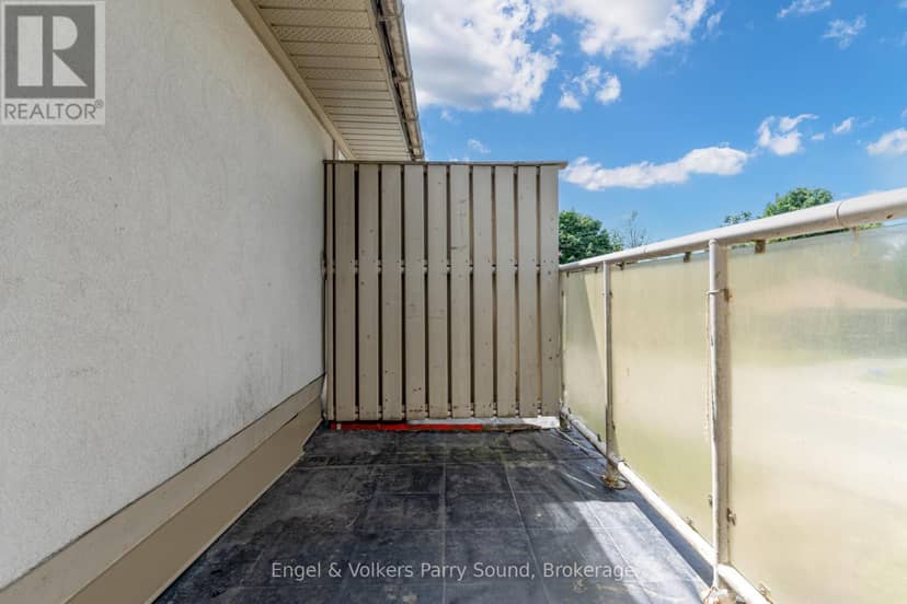 128 Isabella Street — photo 18 of 35