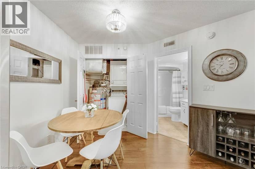 4015 KILMER Drive Unit# 204 — photo 14 of 25