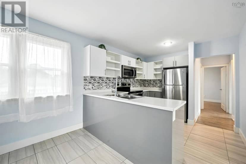 81 Adelaide Avenue, Fairview, photo 8