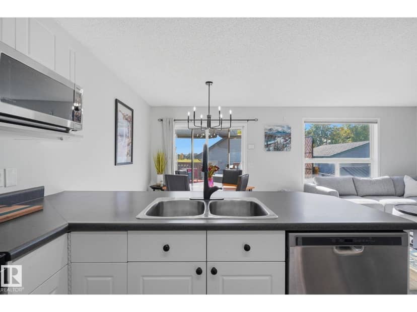 8911 173 AV NW, Edmonton, photo 6