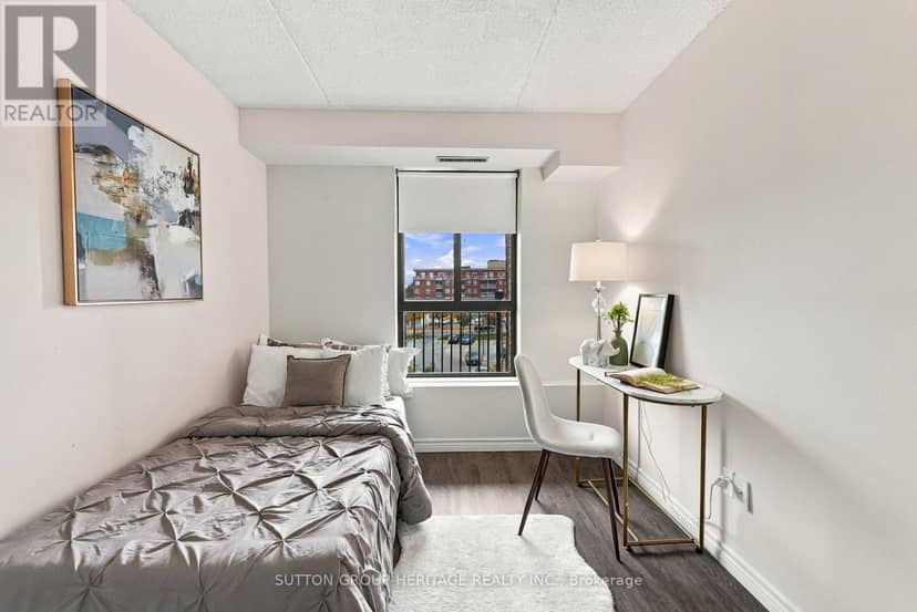 406 - 15390 Yonge Street — photo 37 of 40