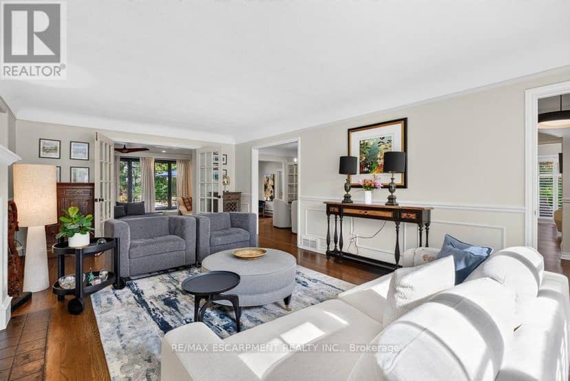 1417 Halifax Place, Burlington, photo 8
