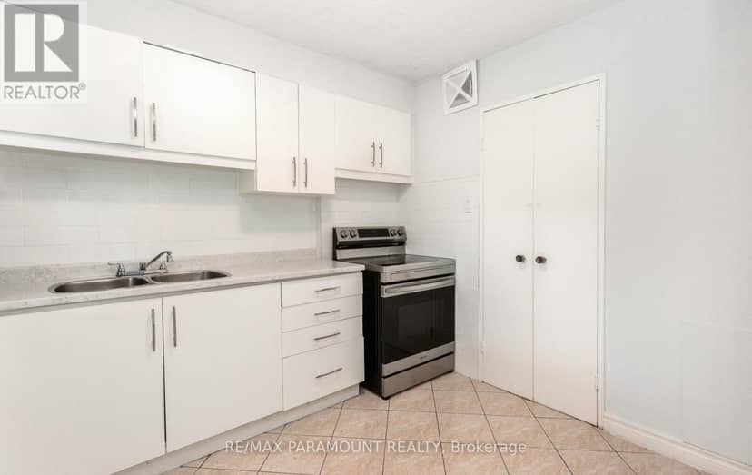 303 - 1881 Jane Street — photo 16 of 39