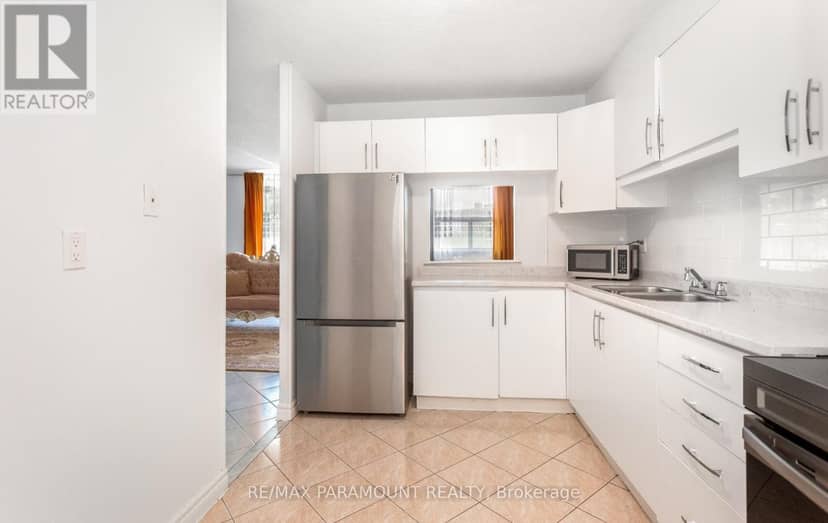 303 - 1881 Jane Street — photo 20 of 39