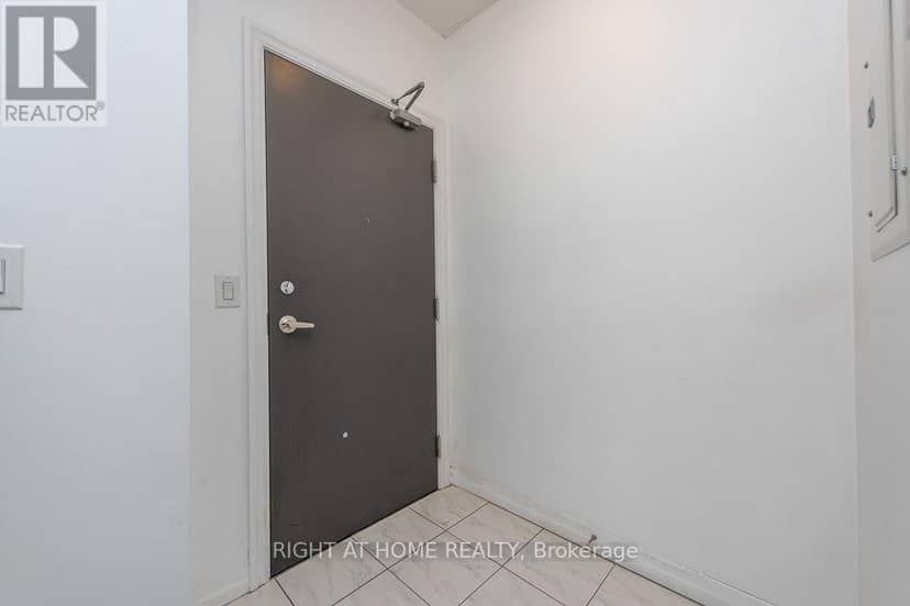 2802 - 223 Webb Drive — photo 8 of 40