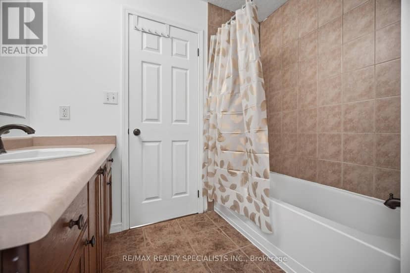 650 Reid Crescent — photo 26 of 40