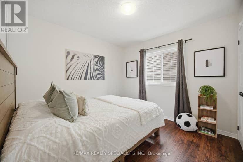 650 Reid Crescent — photo 31 of 40
