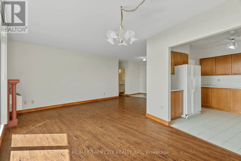 905 - 9 Bonheur Court — photo 14 of 35
