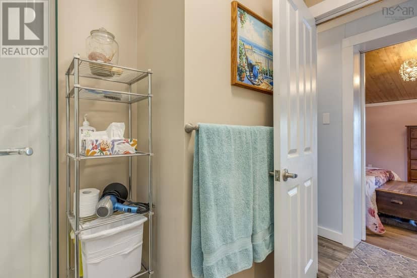 375 Eagle Rock Drive — photo 22 of 37