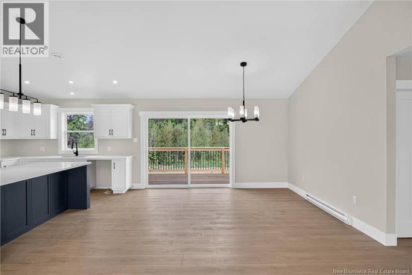 14 Hemlock Street — photo 16 of 40