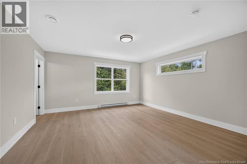 14 Hemlock Street — photo 20 of 40