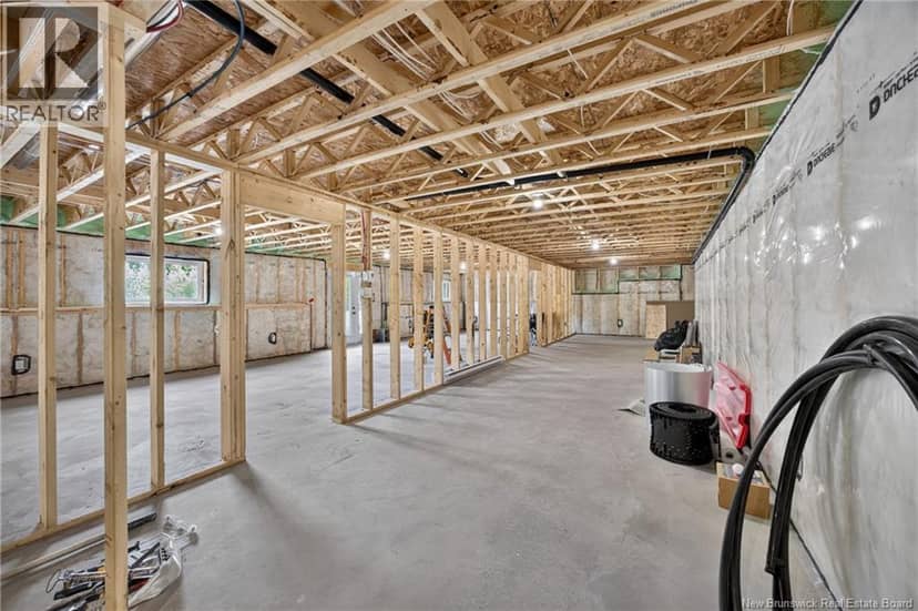 14 Hemlock Street — photo 32 of 40