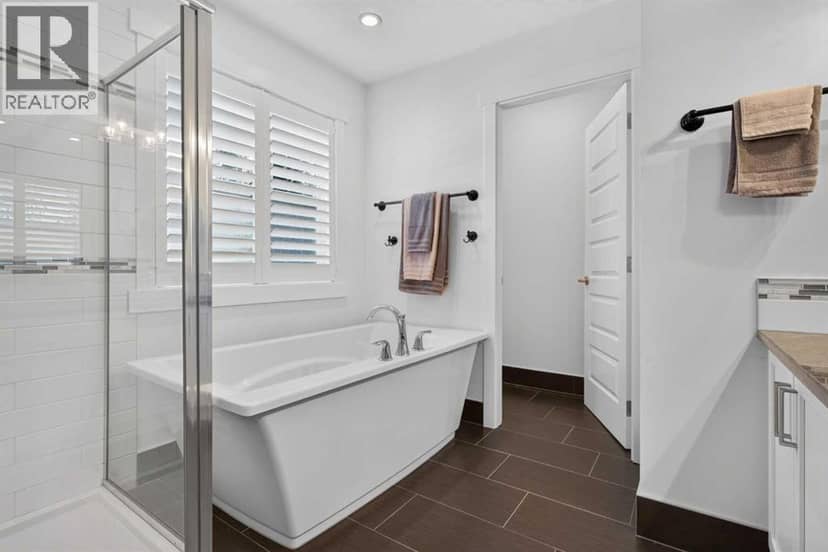 202, 110 Coopers Common SW — photo 16 of 35