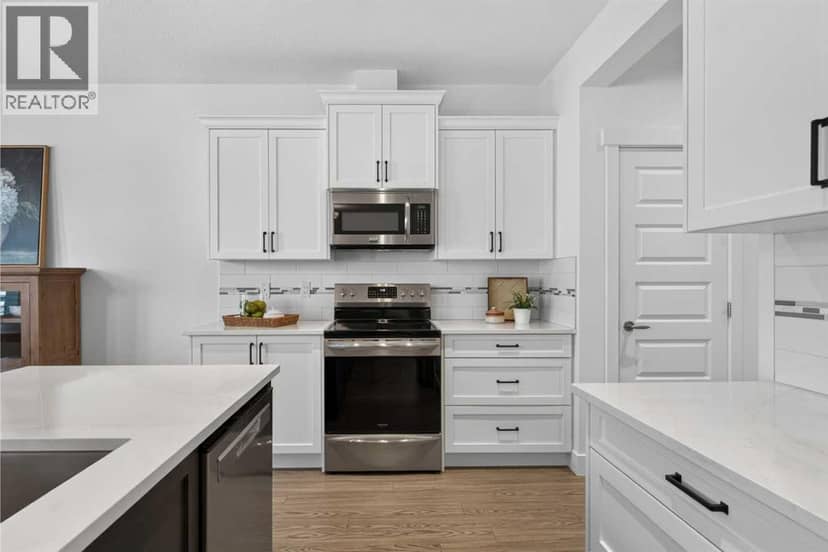 202, 110 Coopers Common SW — photo 9 of 35