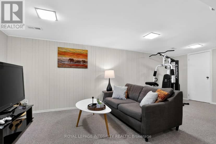 1646 Grey Nuns Drive — photo 36 of 40