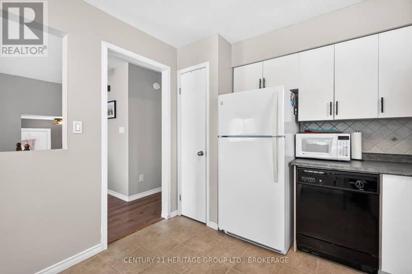 4505 Susan Drive — photo 16 of 40