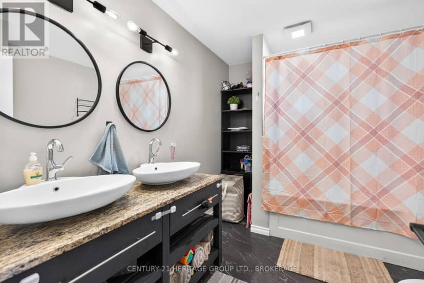 4505 Susan Drive — photo 24 of 40