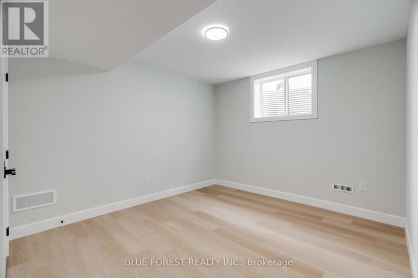 303 Nancy Street — photo 40 of 40