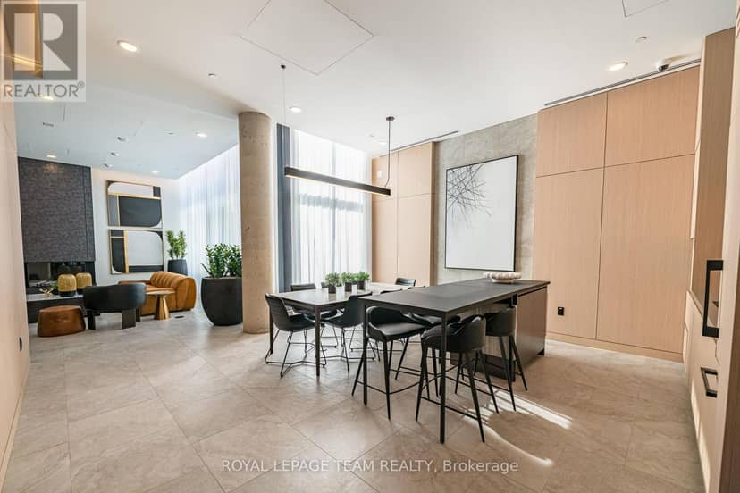 509 - 10 James Street — photo 36 of 39