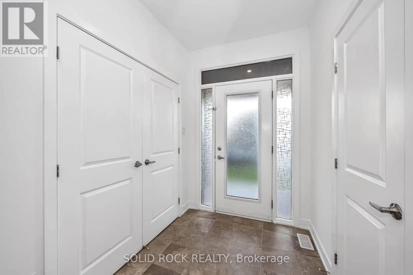 859 Solarium Avenue E — photo 4 of 38