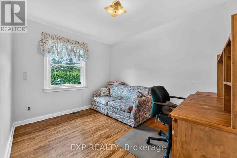 1613 Queensdale Avenue — photo 17 of 26