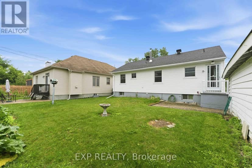 1613 Queensdale Avenue — photo 24 of 26