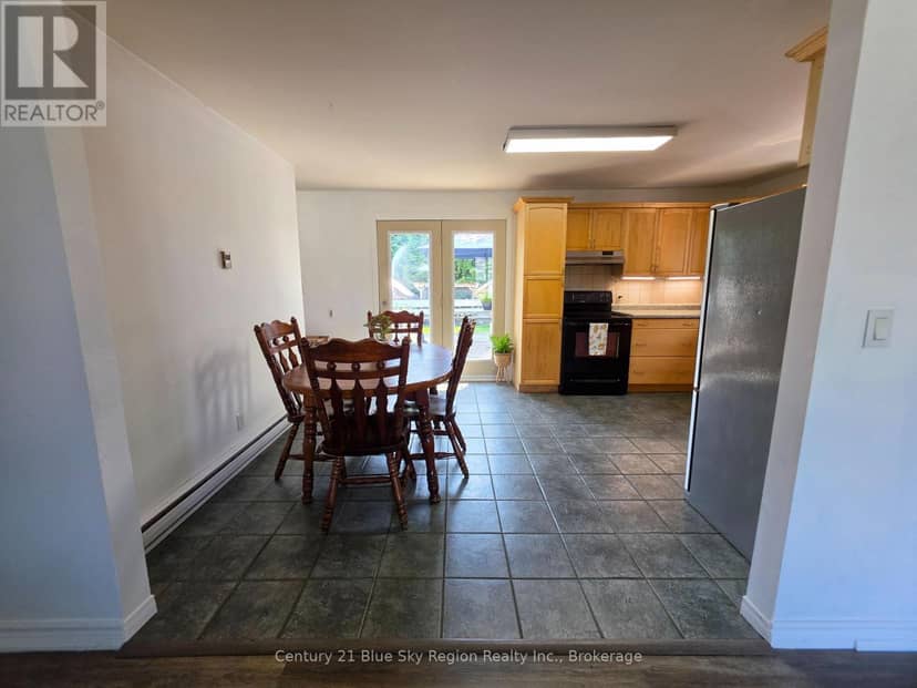 324 King Street, West Nipissing, photo 7