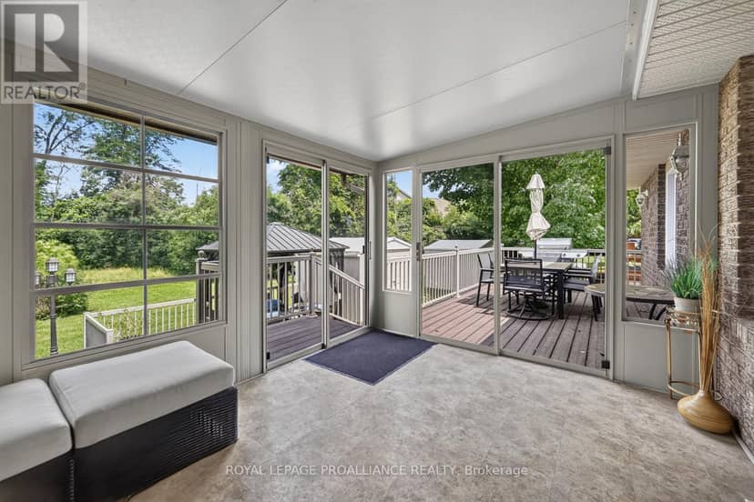 1099 Bridlewood Drive — photo 16 of 40