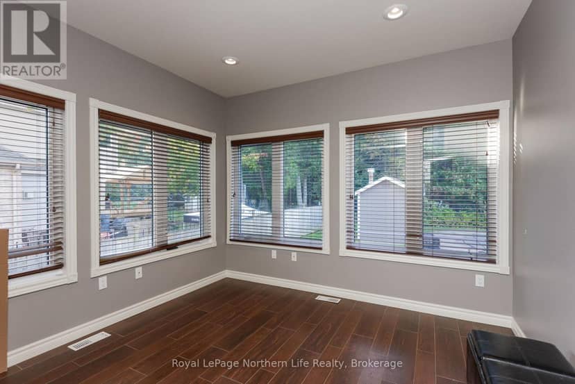 14 Melissa Crescent — photo 14 of 40