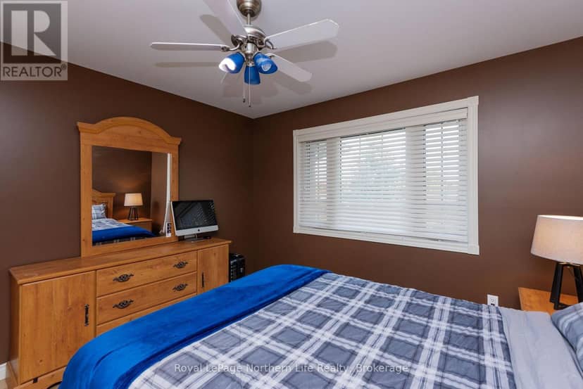 14 Melissa Crescent — photo 22 of 40