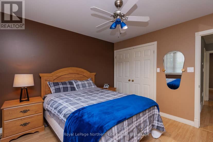 14 Melissa Crescent — photo 23 of 40
