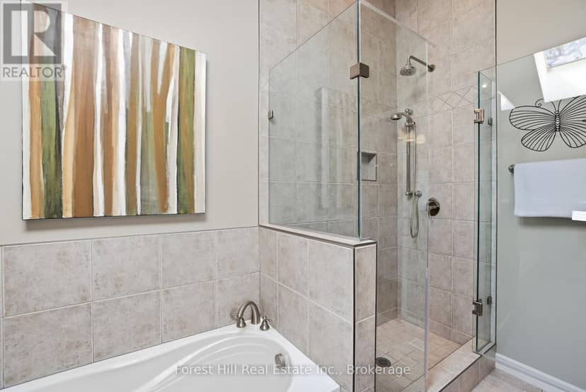 81 St Lawrence Street — photo 23 of 40