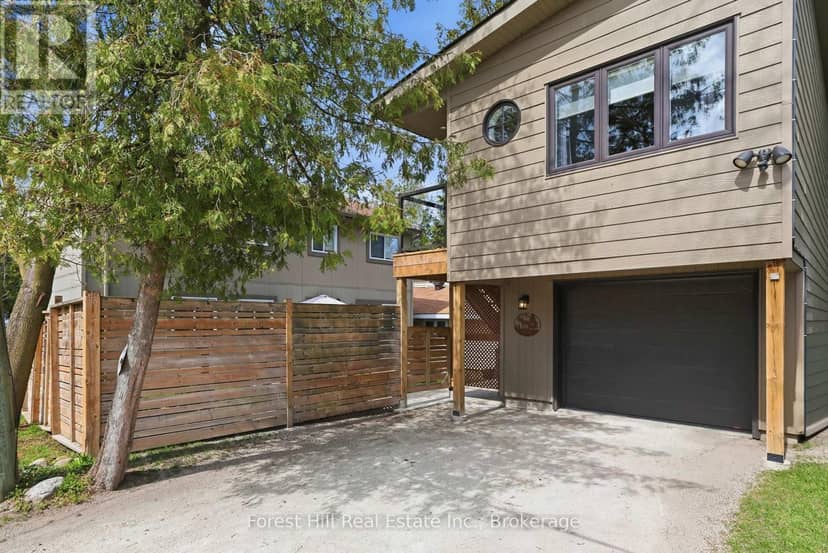 81 St Lawrence Street — photo 32 of 40