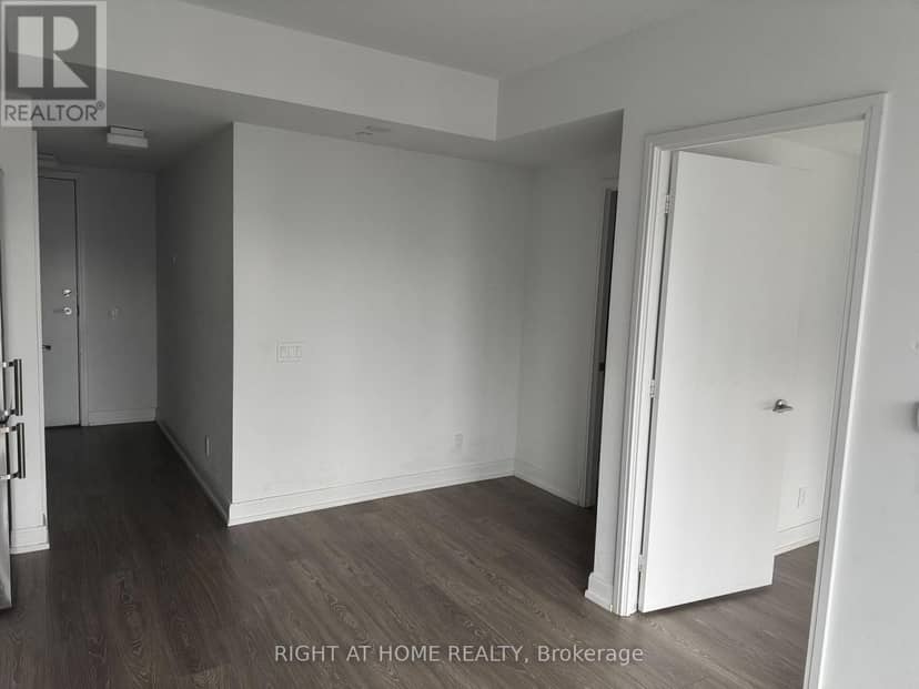 3708 - 181 Dundas Street E — photo 9 of 17