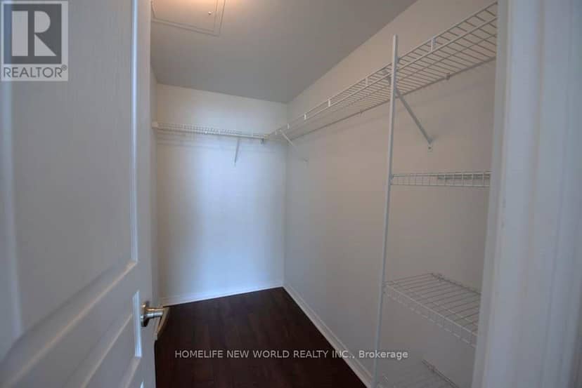 1207 - 503 Beecroft Road — photo 9 of 26