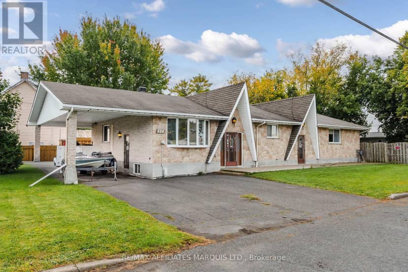 114 St George Street W, North Glengarry, photo 2