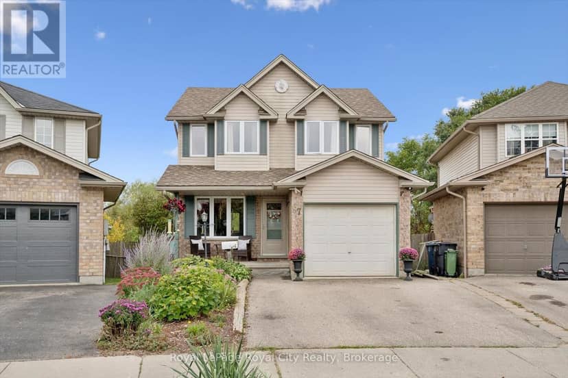 67 Cedarvale Avenue — photo 3 of 40