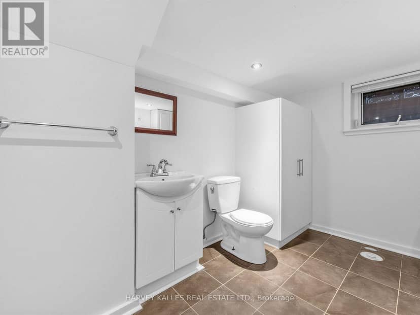 4 Kenrae Road — photo 28 of 35