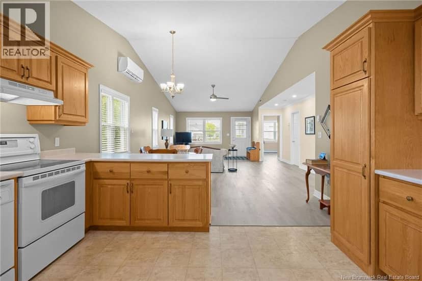 29 Maple Trail Lane — photo 15 of 38