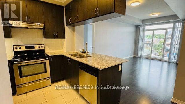 313 - 54 Sky Harbour Drive — photo 5 of 20