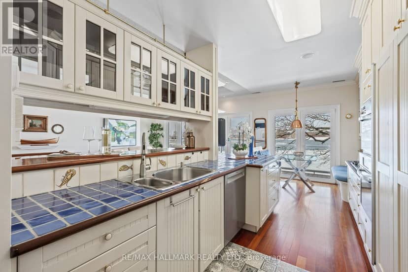 1275 Wharf Street — photo 7 of 29