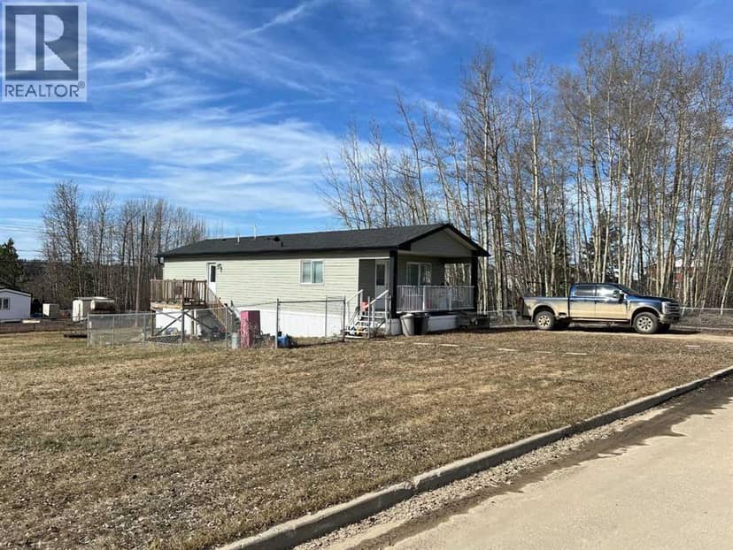 527 3 Avenue, Fox Creek
