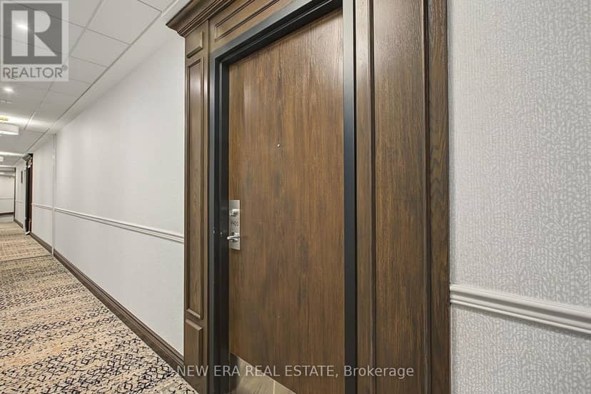 PH20 - 8201 Islington Avenue, Vaughan, photo 5
