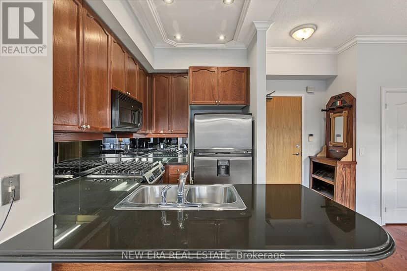 PH20 - 8201 Islington Avenue, Vaughan, photo 7
