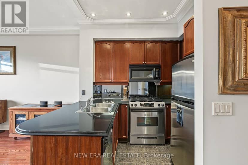 PH20 - 8201 Islington Avenue, Vaughan, photo 8