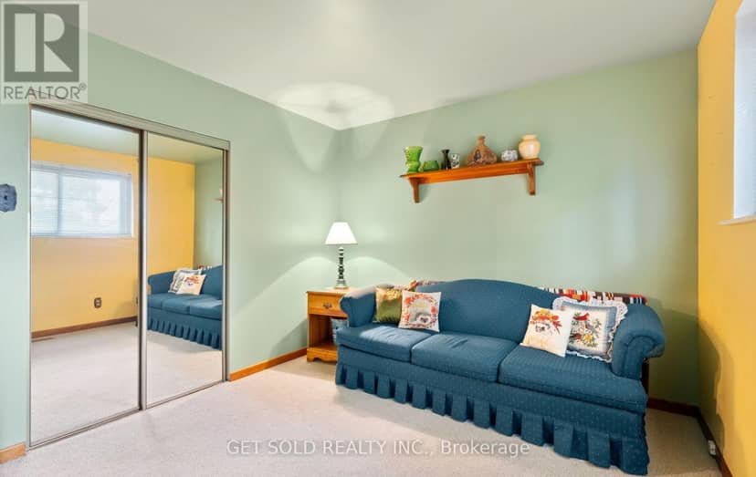 22 Almayo Crescent — photo 20 of 40