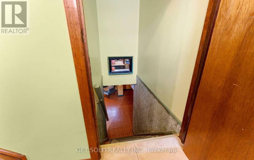 22 Almayo Crescent — photo 29 of 40