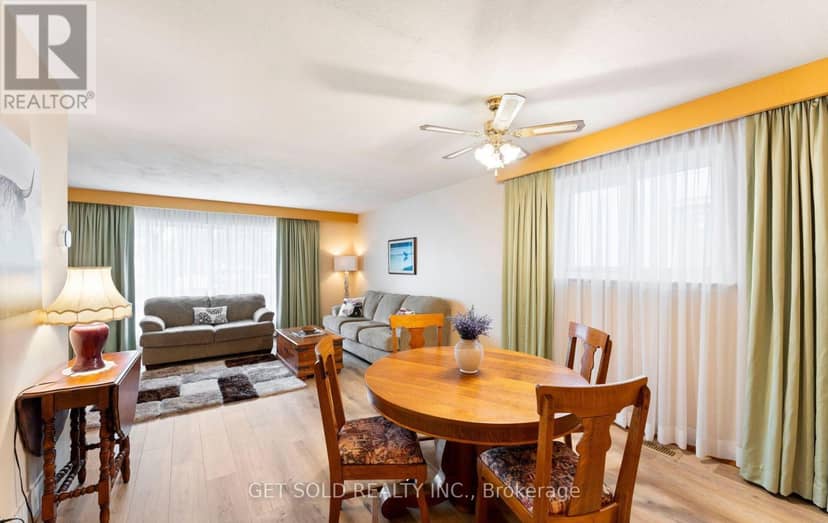 22 Almayo Crescent — photo 7 of 40