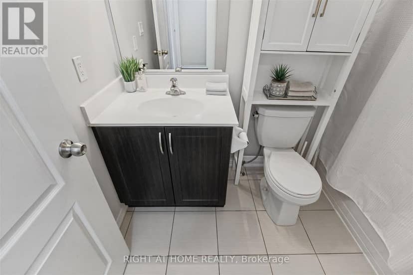 416 - 130 Widdicombe Hill Boulevard — photo 28 of 39