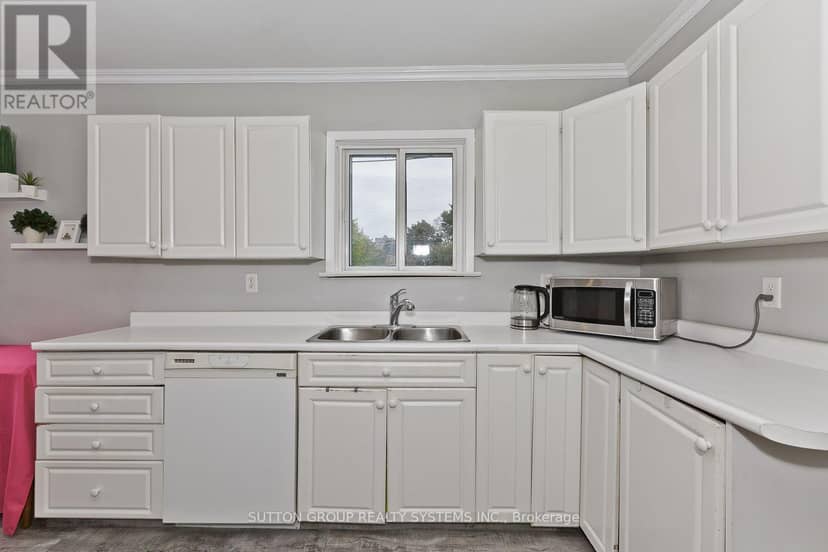 14 Lake Shore Drive — photo 12 of 37